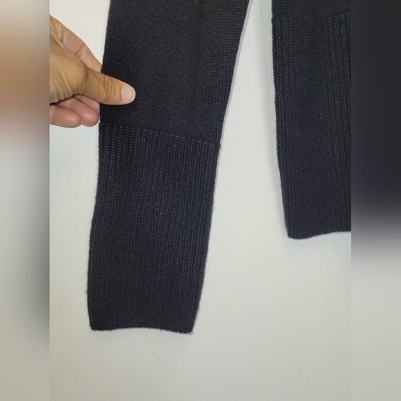 ATHLETA Wool Cashmere Alpine Turtleneck Sweater In Black Size XXS - Picture 5 of 15
